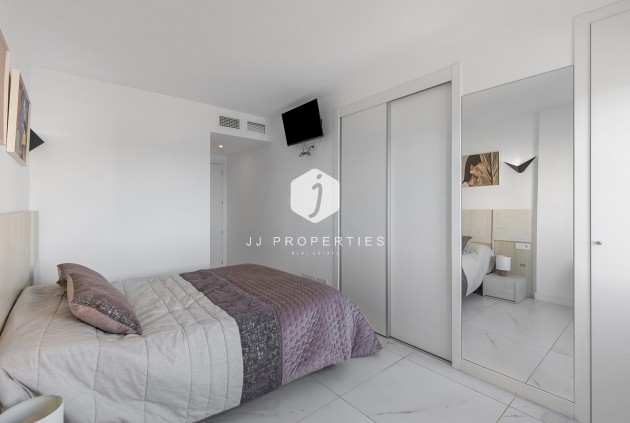 Resale - Apartment / flat -
Torrevieja - Costa Blanca
