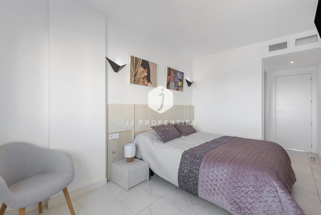 Resale - Apartment / flat -
Torrevieja - Costa Blanca