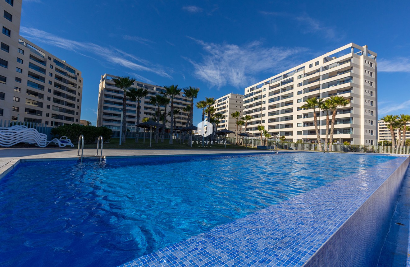 Resale - Apartment / flat -
Torrevieja - Costa Blanca