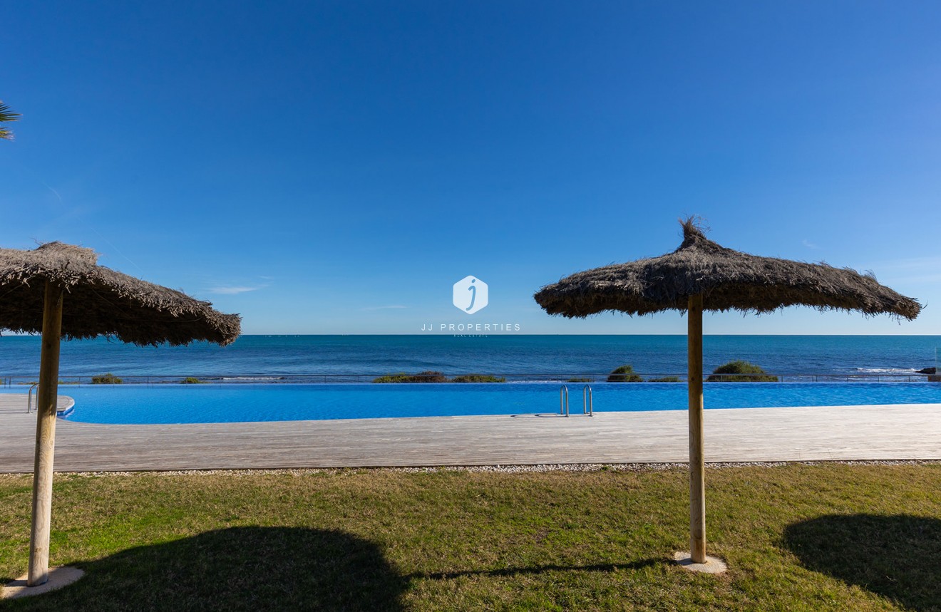 Resale - Apartment / flat -
Torrevieja - Costa Blanca