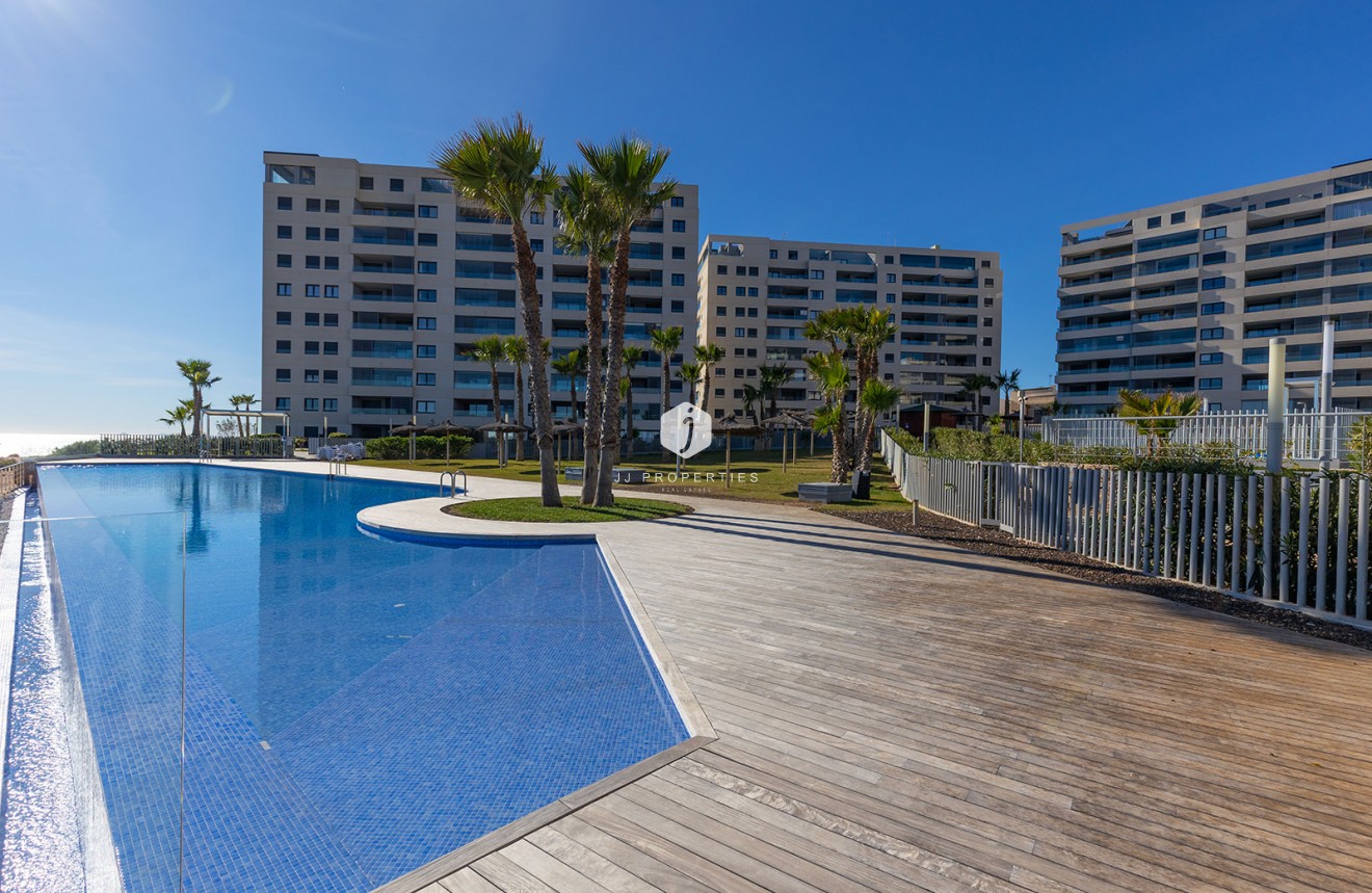 Resale - Apartment / flat -
Torrevieja - Costa Blanca