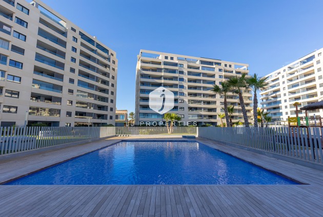 Resale - Apartment / flat -
Torrevieja - Costa Blanca