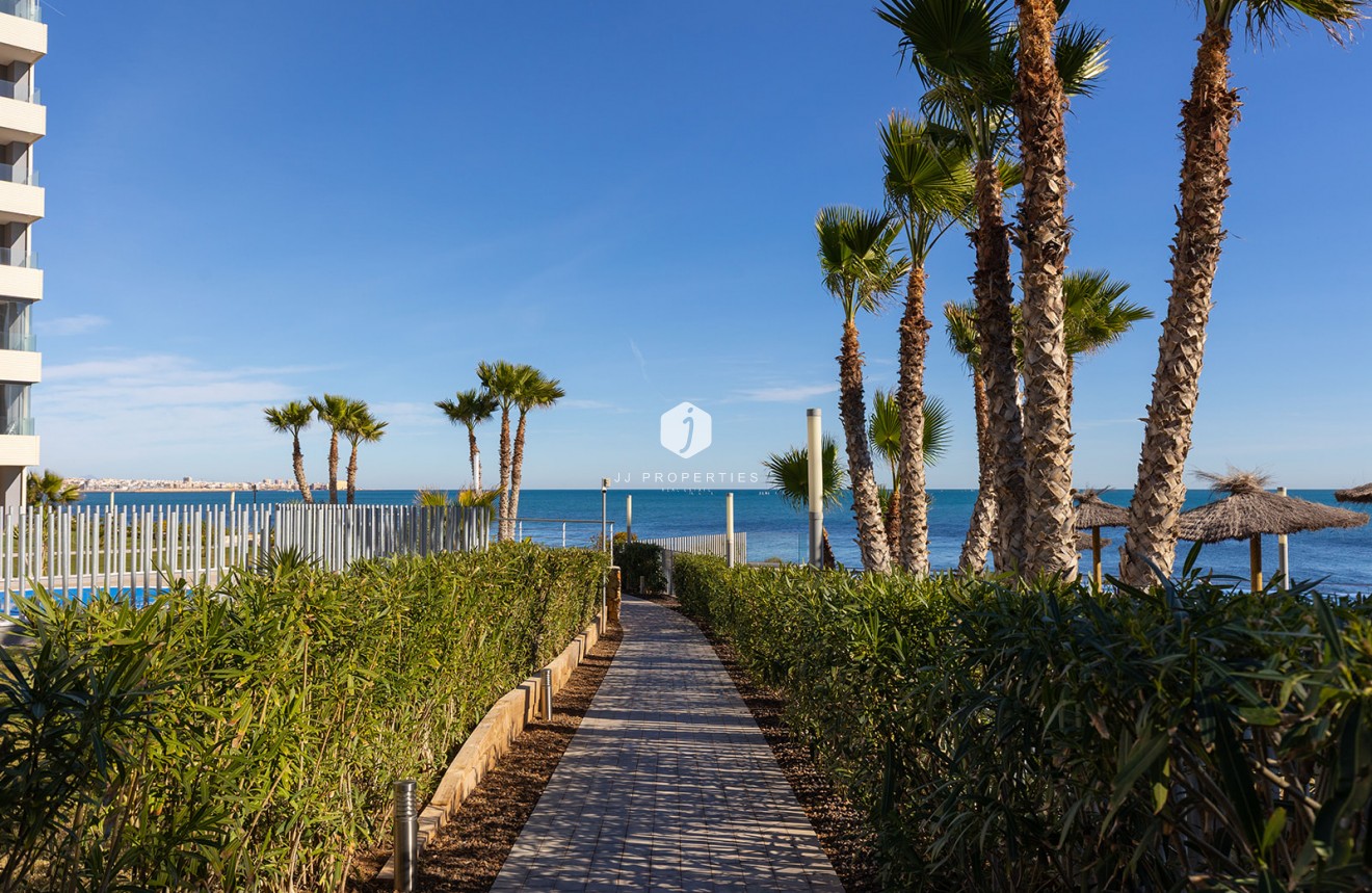 Resale - Apartment / flat -
Torrevieja - Costa Blanca