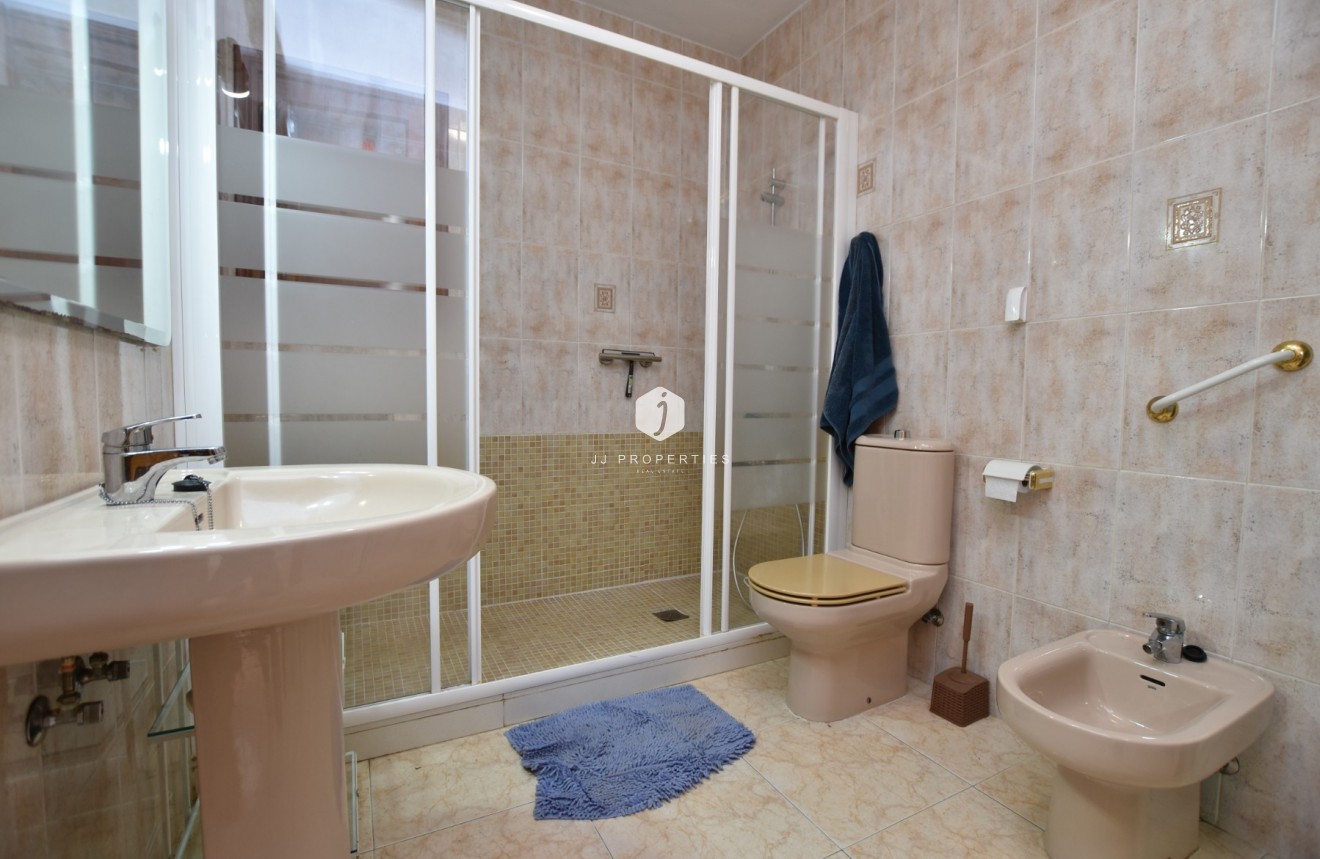 Resale - Chalet -
Orihuela Costa - Costa Blanca