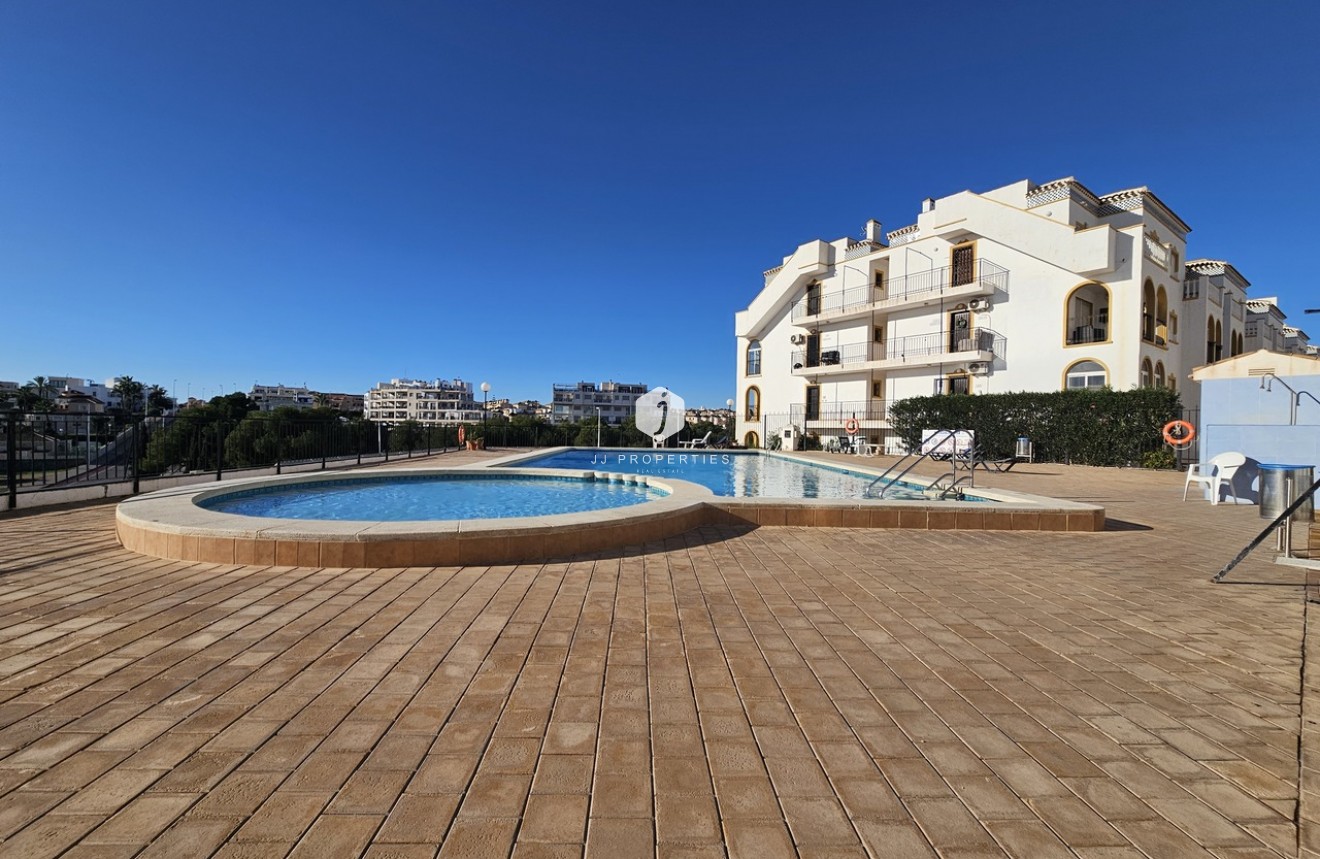 Resale - Apartment / flat -
La Zenia - Costa Blanca