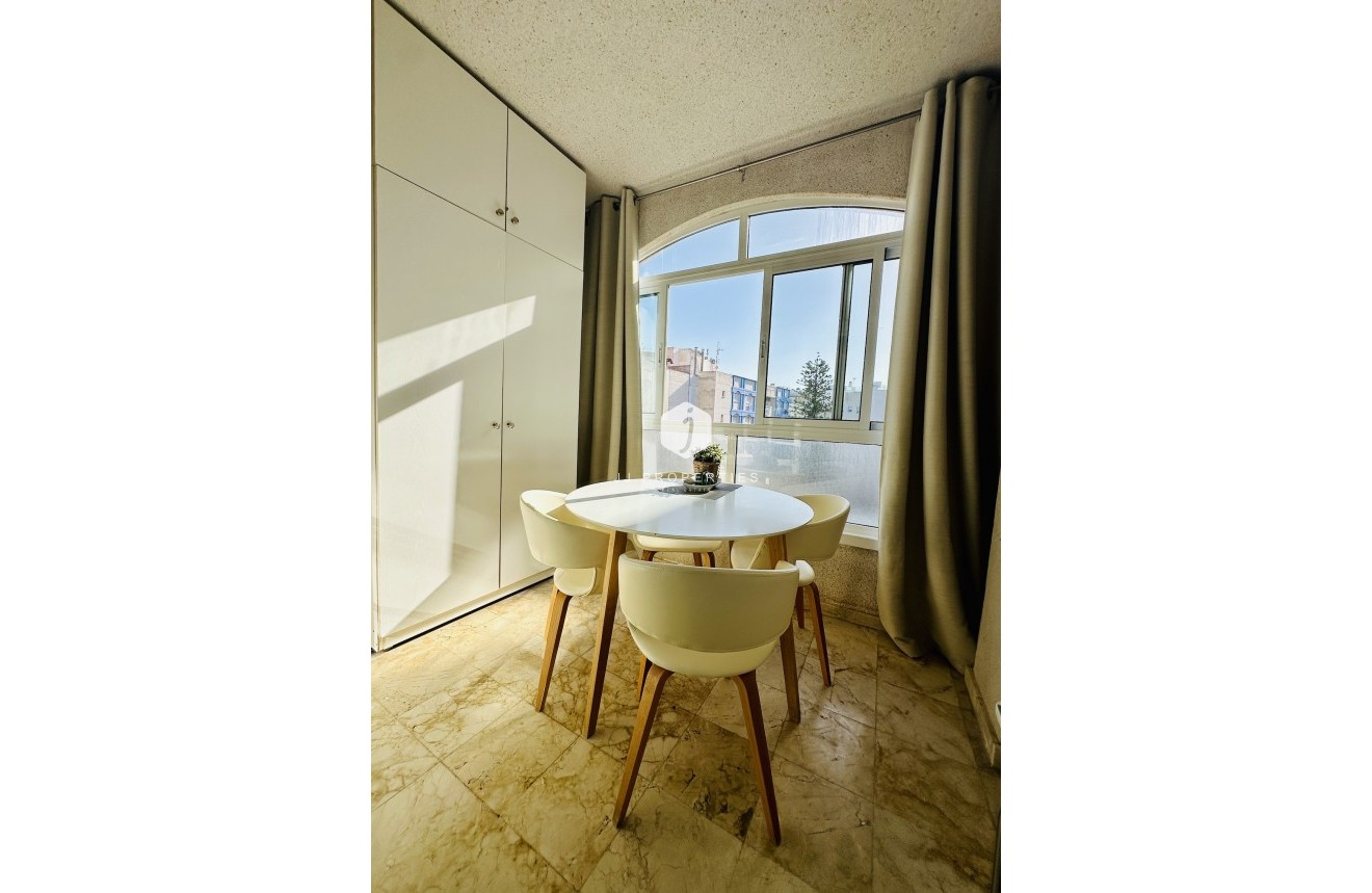 Aus zweiter Hand - Wohnung -
Torrevieja - Costa Blanca