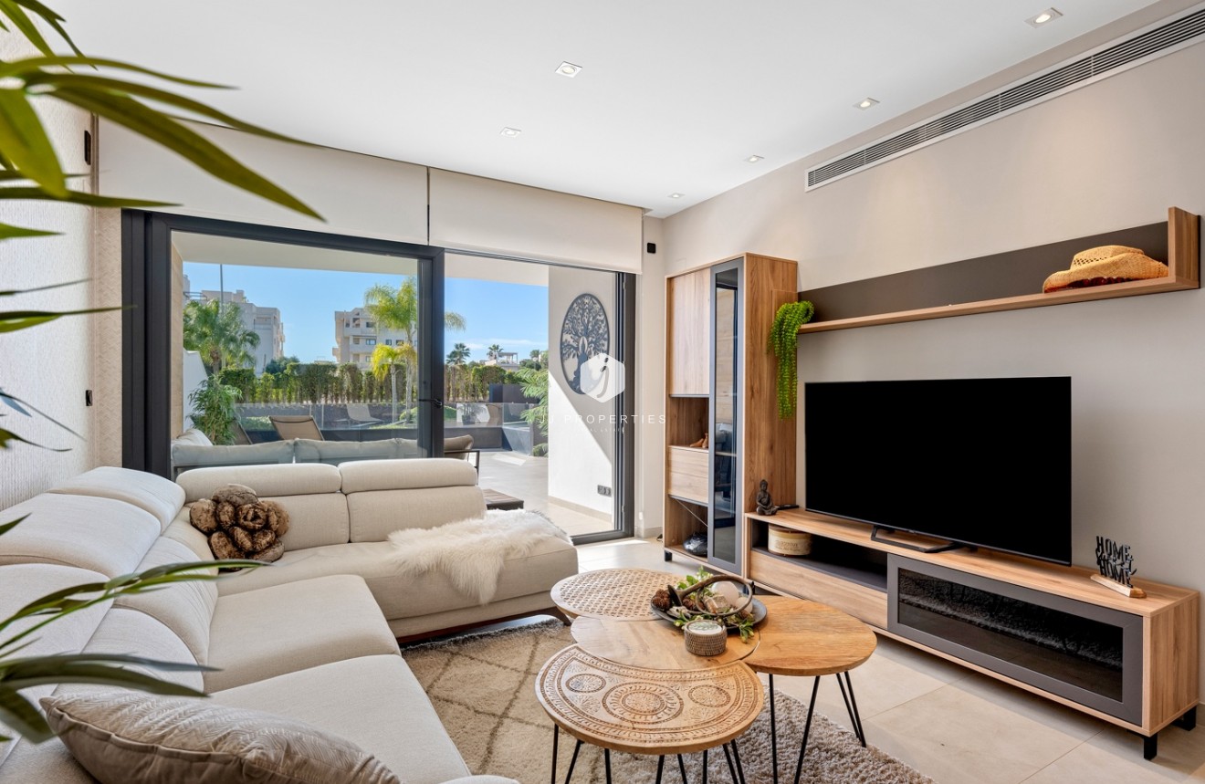 Resale - Apartment / flat -
Orihuela Costa - Costa Blanca