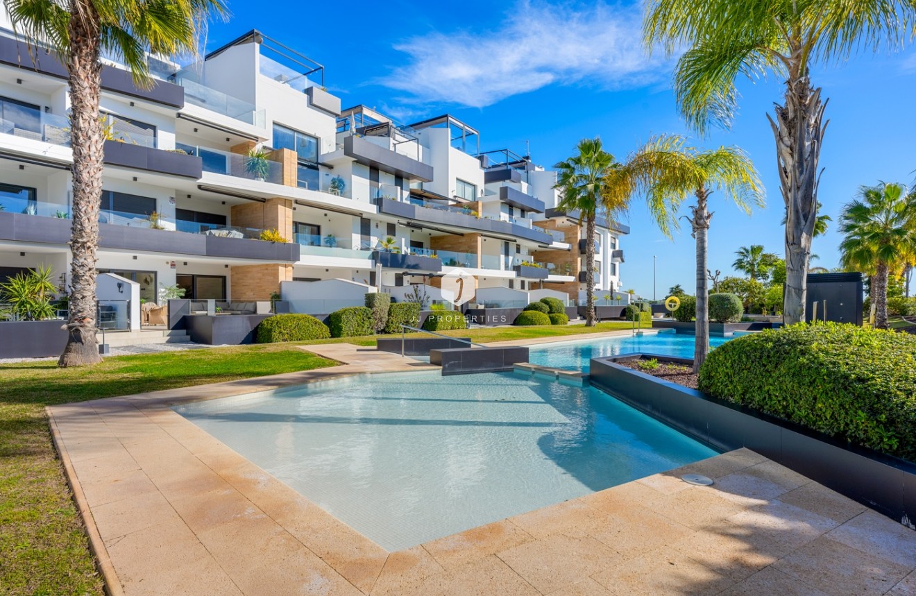 Resale - Apartment / flat -
Orihuela Costa - Costa Blanca