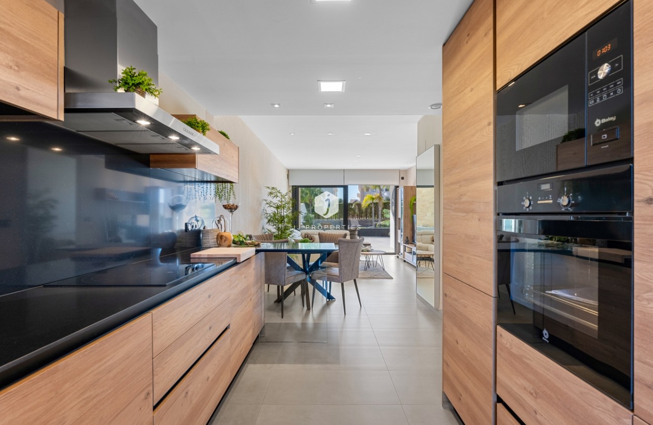 Resale - Apartment / flat -
Orihuela Costa - Costa Blanca