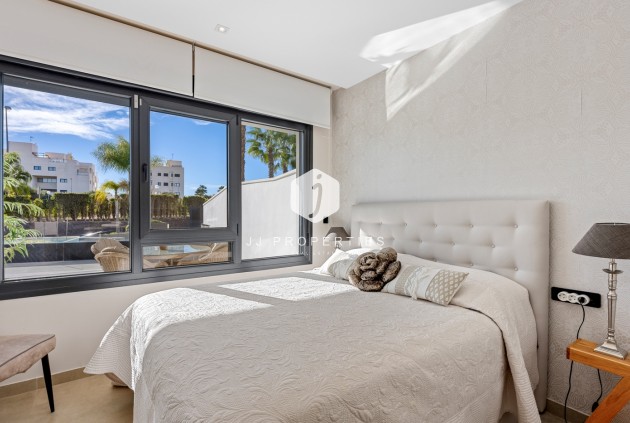 Resale - Apartment / flat -
Orihuela Costa - Costa Blanca