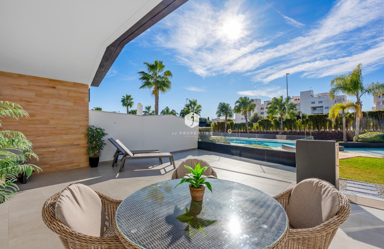 Resale - Apartment / flat -
Orihuela Costa - Costa Blanca