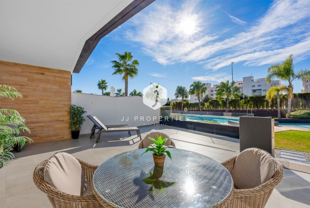 Resale - Apartment / flat -
Orihuela Costa - Costa Blanca