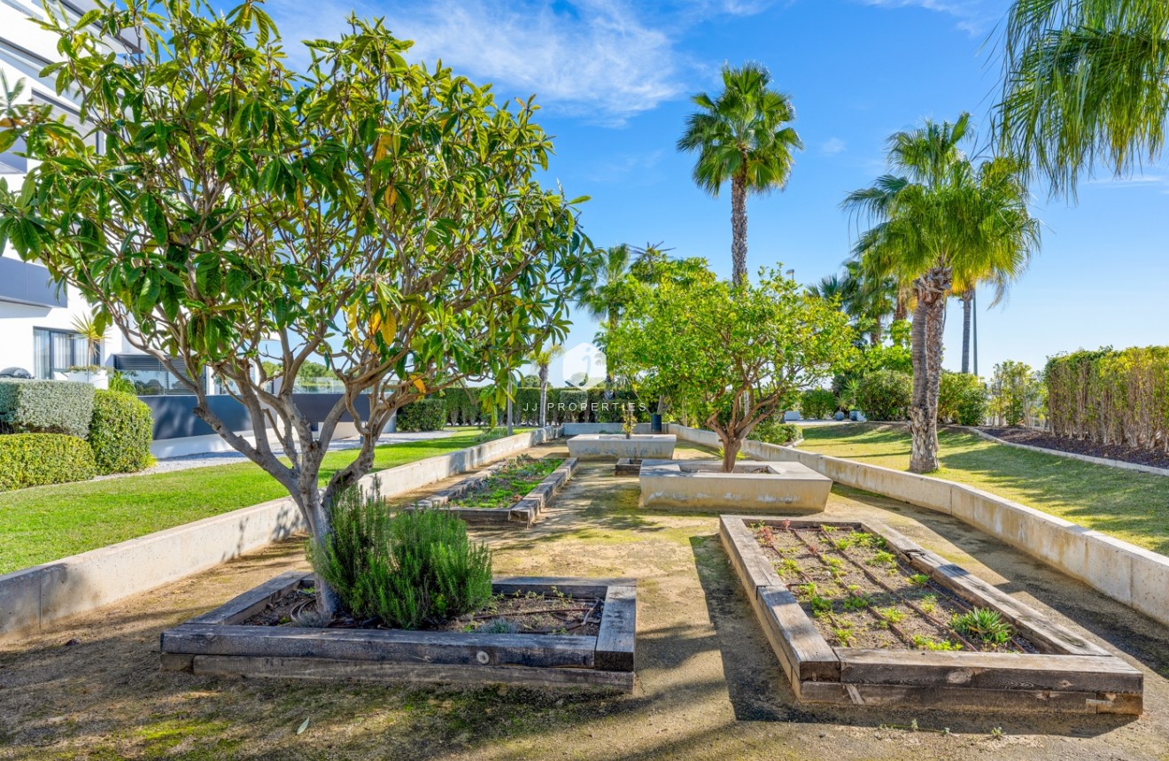 Resale - Apartment / flat -
Orihuela Costa - Costa Blanca