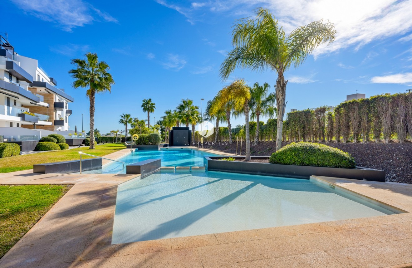 Resale - Apartment / flat -
Orihuela Costa - Costa Blanca