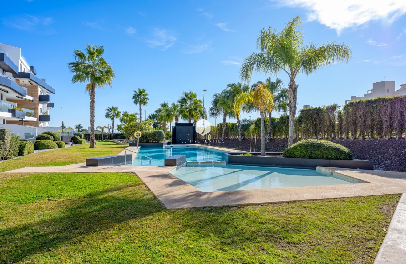 Resale - Apartment / flat -
Orihuela Costa - Costa Blanca