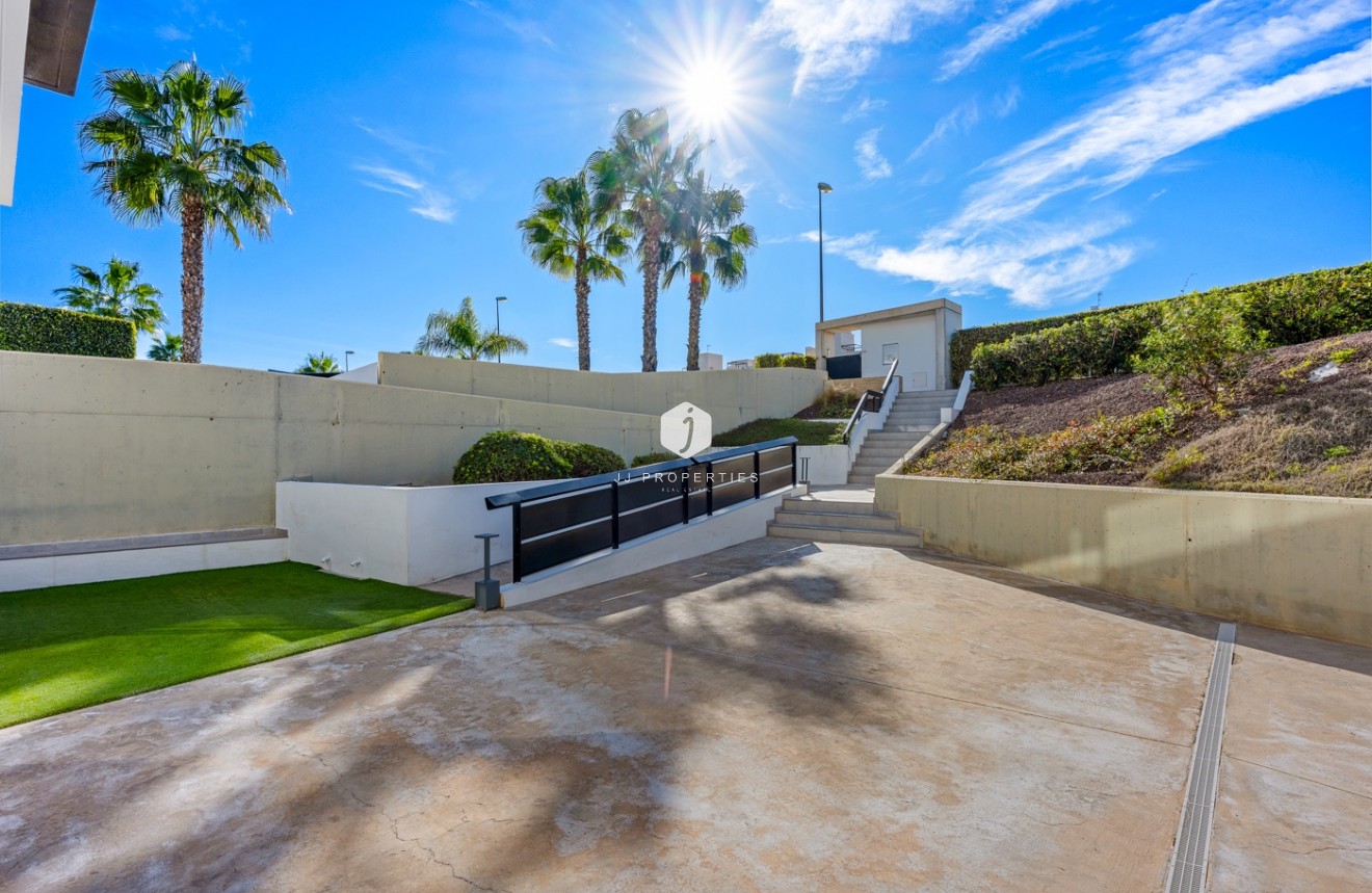 Resale - Apartment / flat -
Orihuela Costa - Costa Blanca