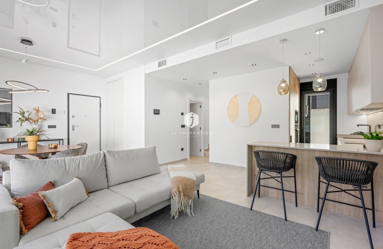 Aus zweiter Hand - Villa -
Orihuela Costa - Costa Blanca