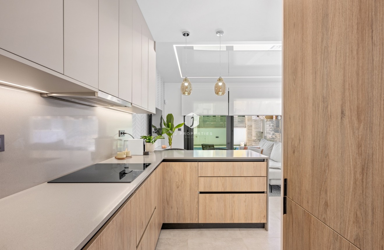 Aus zweiter Hand - Villa -
Orihuela Costa - Costa Blanca