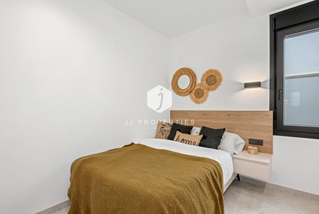 Aus zweiter Hand - Villa -
Orihuela Costa - Costa Blanca