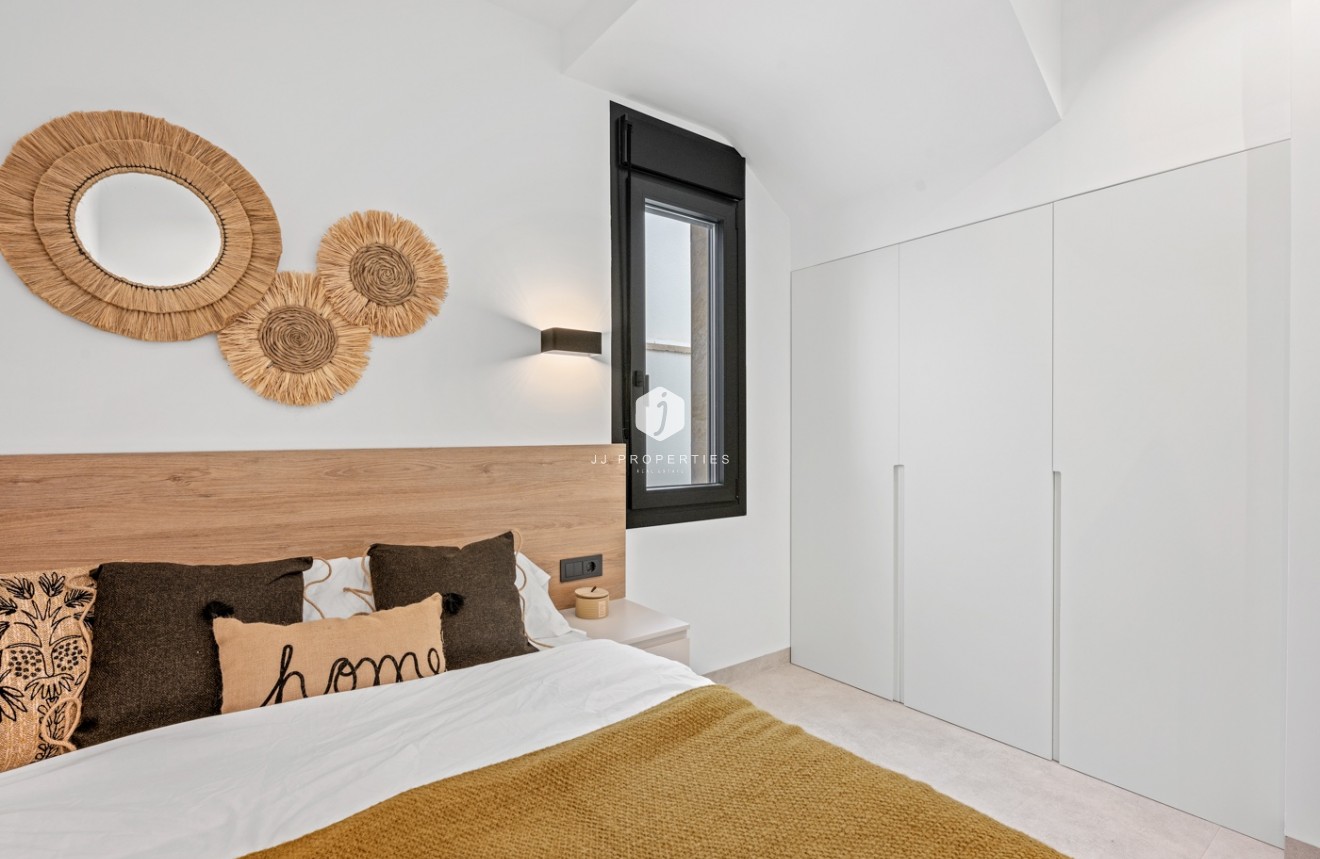 Aus zweiter Hand - Villa -
Orihuela Costa - Costa Blanca