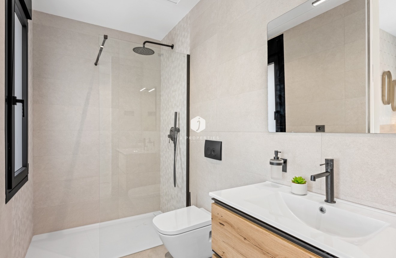 Aus zweiter Hand - Villa -
Orihuela Costa - Costa Blanca