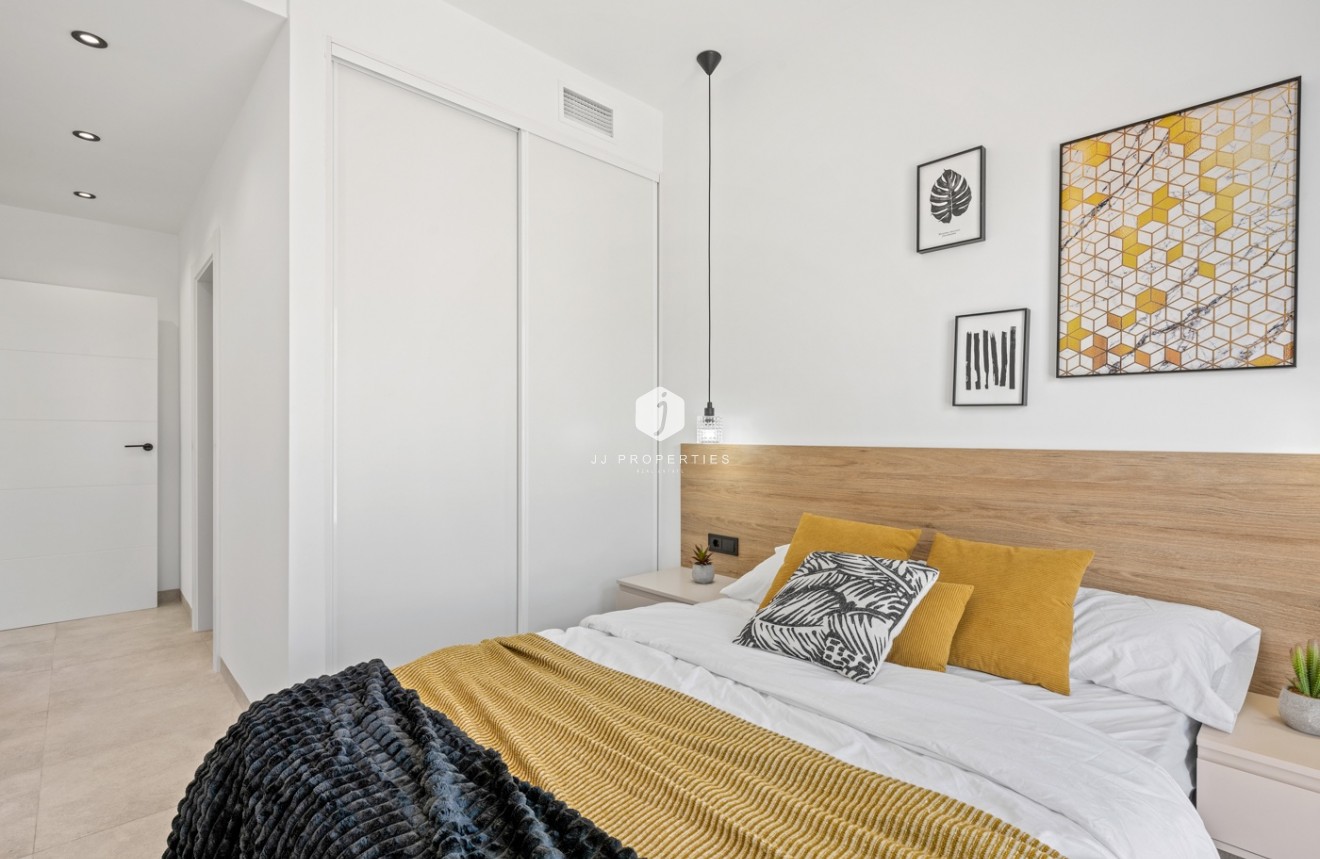 Aus zweiter Hand - Villa -
Orihuela Costa - Costa Blanca