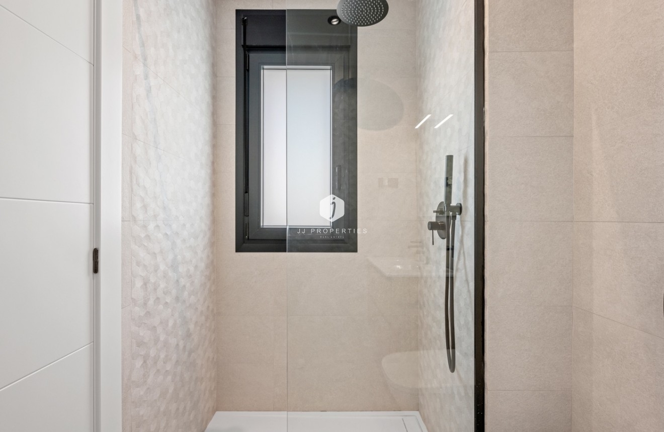 Aus zweiter Hand - Villa -
Orihuela Costa - Costa Blanca