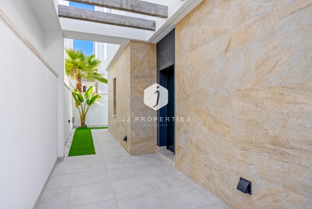 Aus zweiter Hand - Villa -
Orihuela Costa - Costa Blanca