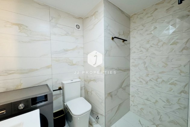 Resale - Apartment / flat -
La Mata - Costa Blanca