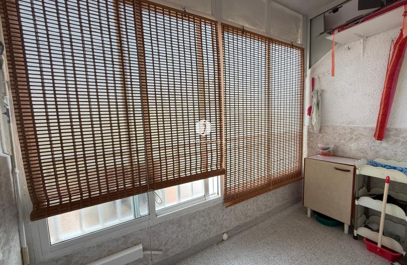 Resale - Apartment / flat -
Torrevieja - Centro