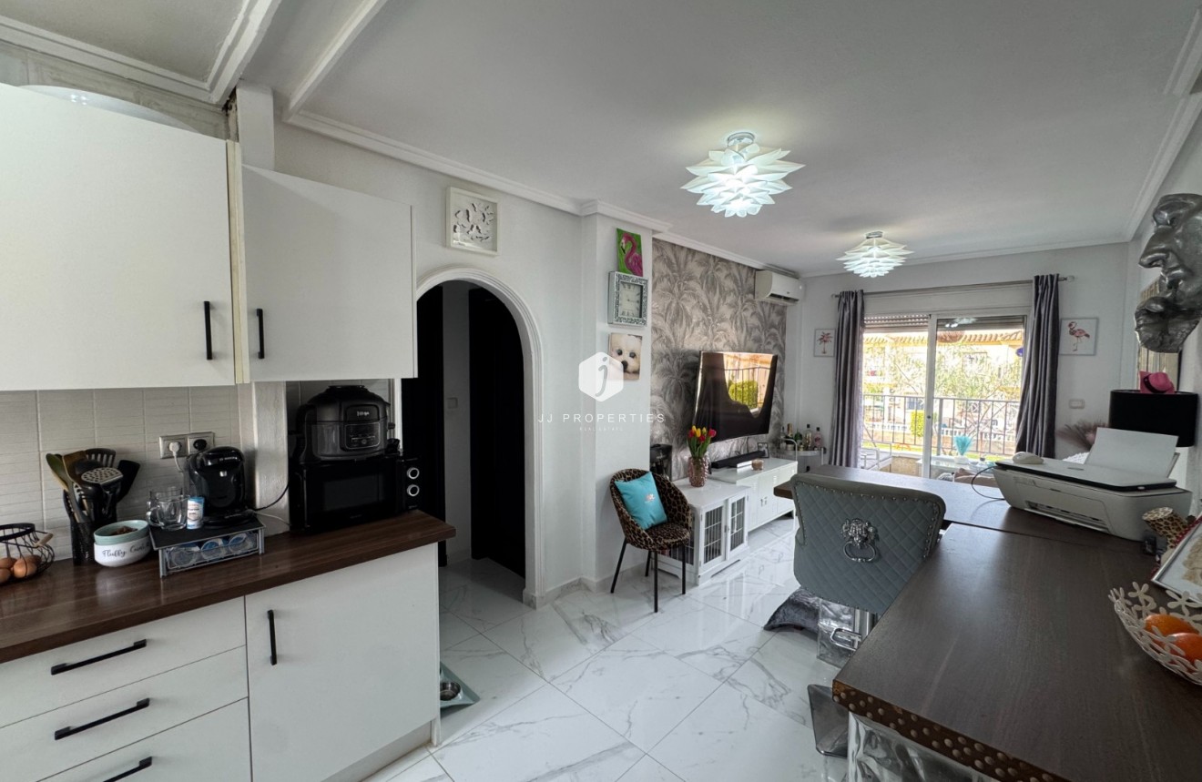 Resale - Apartment / flat -
Orihuela Costa - Costa Blanca