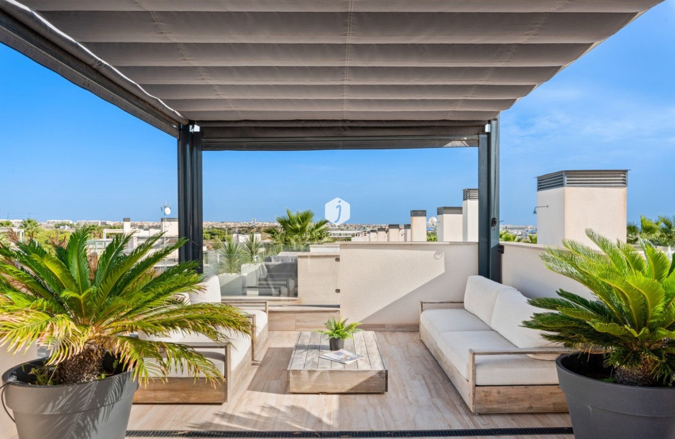 Resale - Villa -
Cabo Roig - Costa Blanca