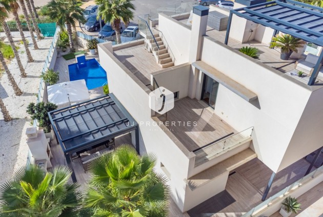 Resale - Villa -
Cabo Roig - Costa Blanca