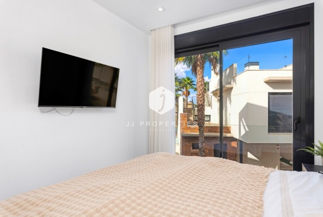 Resale - Villa -
Cabo Roig - Costa Blanca