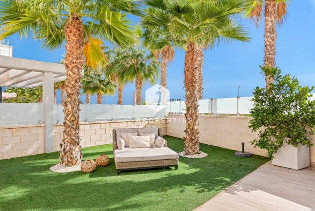 Resale - Villa -
Cabo Roig - Costa Blanca