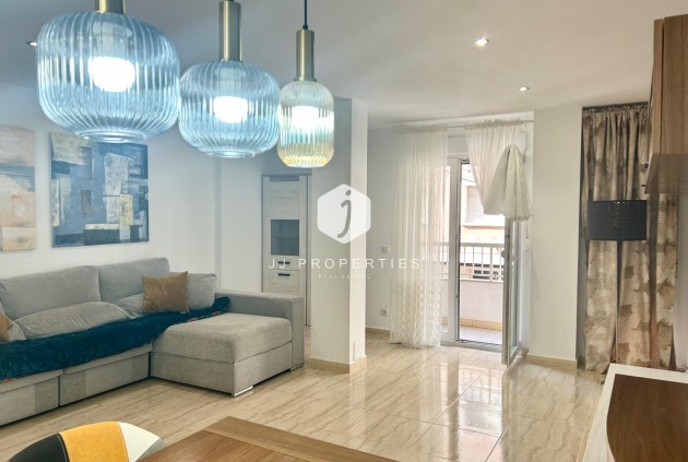 Resale - Apartment / flat -
Torrevieja - Playa del Cura