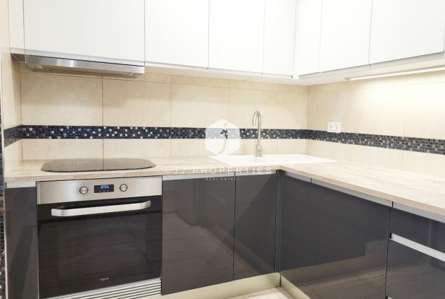 Resale - Apartment / flat -
Torrevieja - Playa del Cura