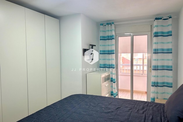 Resale - Apartment / flat -
Torrevieja - Playa del Cura