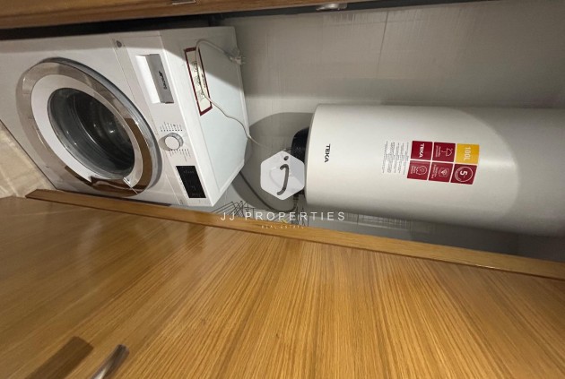 Resale - Apartment / flat -
Torrevieja - Playa del Cura