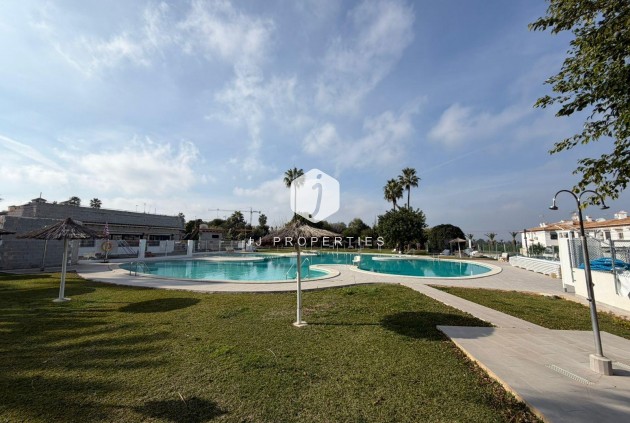 Resale - Apartment / flat -
Torrevieja - Los Balcones - Los Altos del Edén