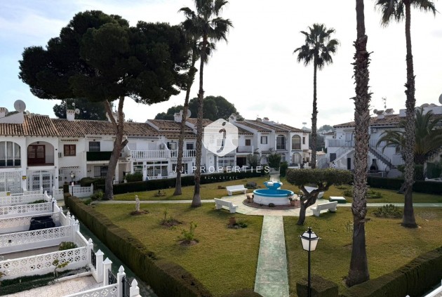 Resale - Apartment / flat -
Torrevieja - Los Balcones - Los Altos del Edén