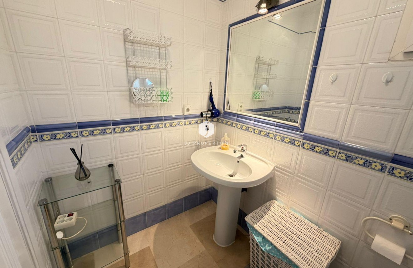 Aus zweiter Hand - Chalet -
Orihuela Costa - Playa Flamenca