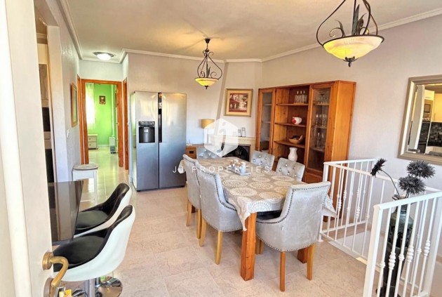 Resale - Chalet -
Orihuela Costa - Costa Blanca