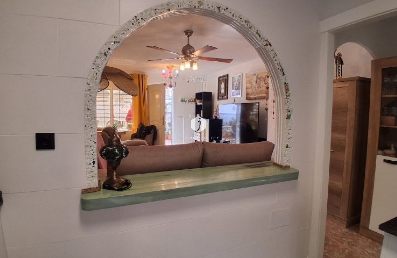 Resale - Duplex -
Torrevieja - Costa Blanca