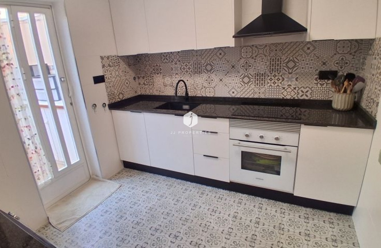 Resale - Duplex -
Torrevieja - Costa Blanca