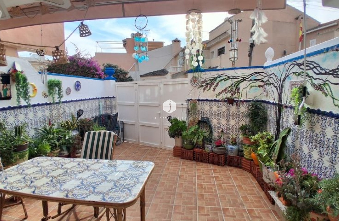 Resale - Duplex -
Torrevieja - Costa Blanca