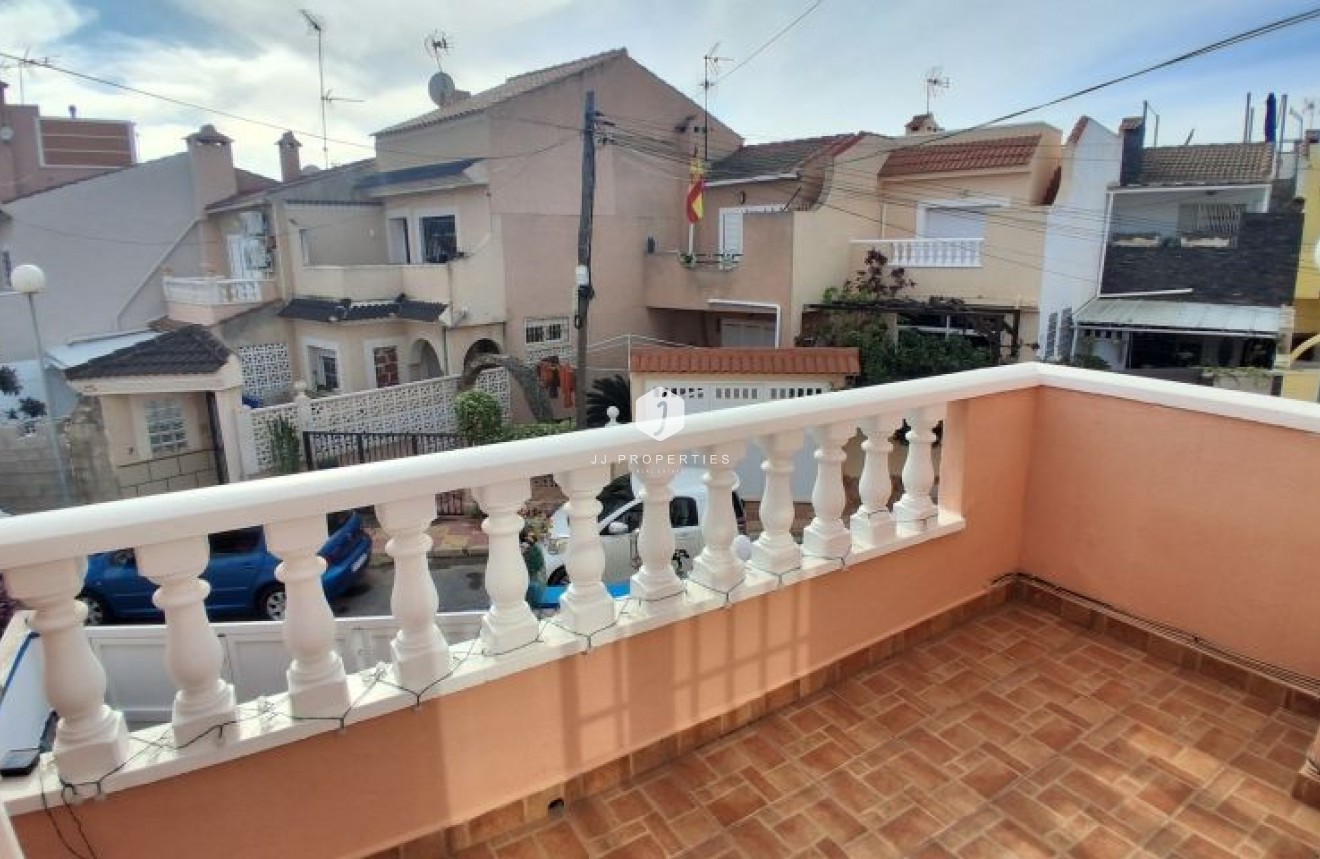 Resale - Duplex -
Torrevieja - Costa Blanca