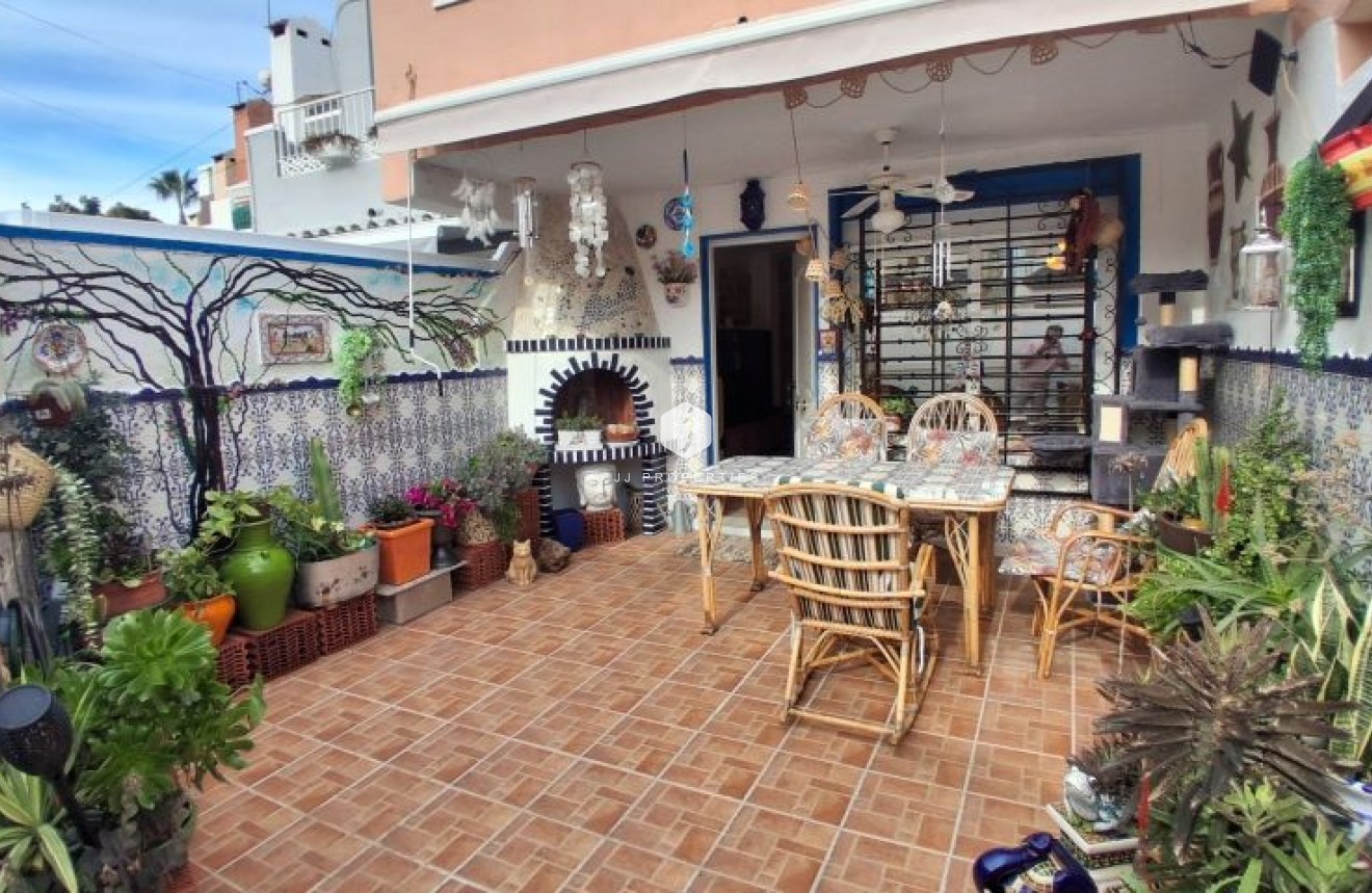 Resale - Duplex -
Torrevieja - Costa Blanca