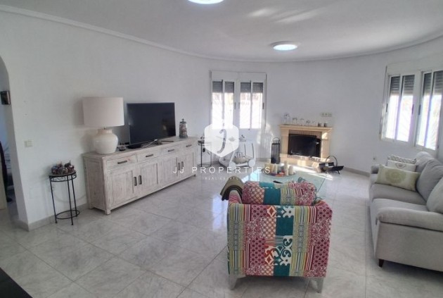 Resale - Villa -
Rojales - Inland