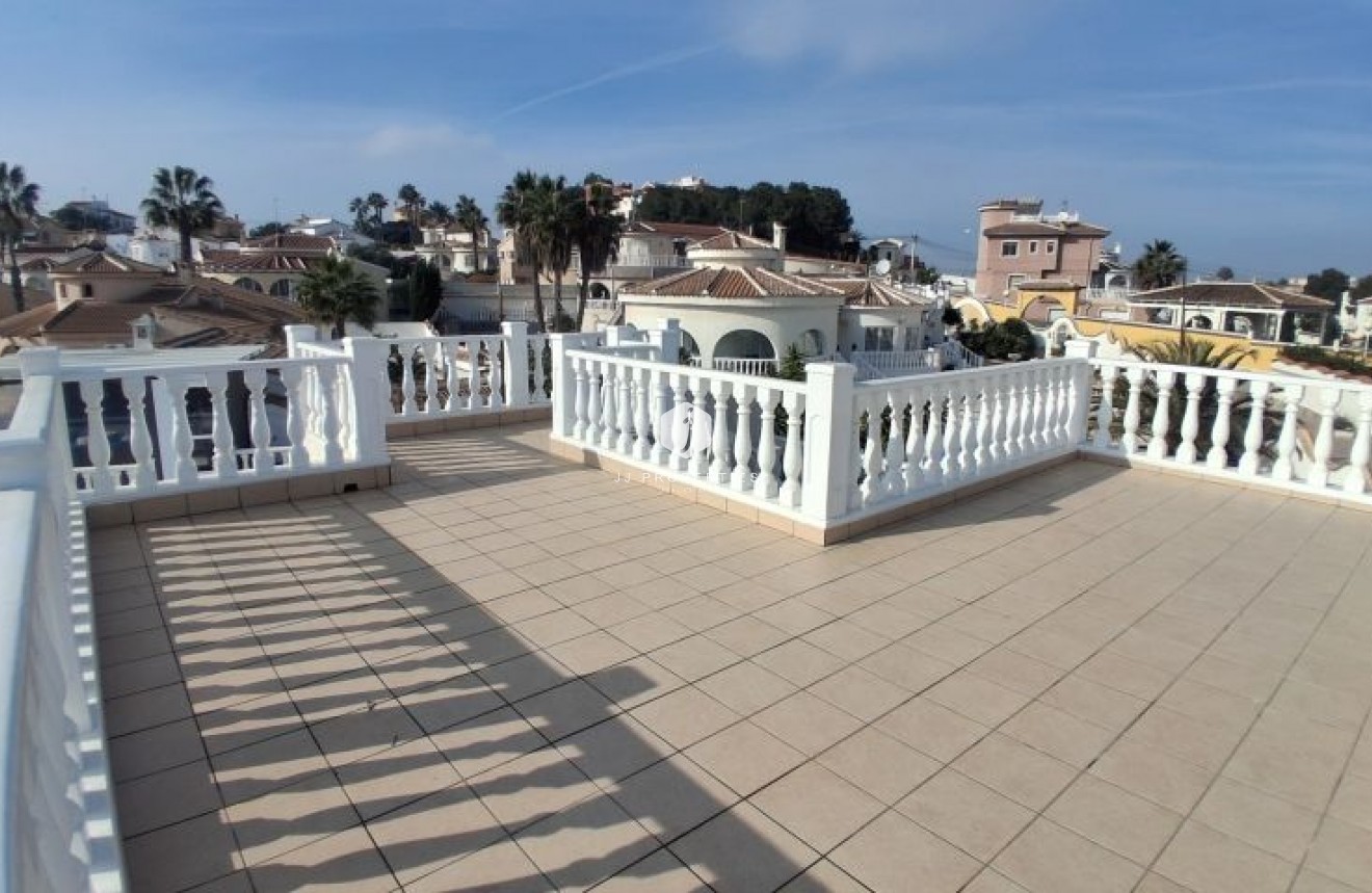 Resale - Villa -
Rojales - Inland